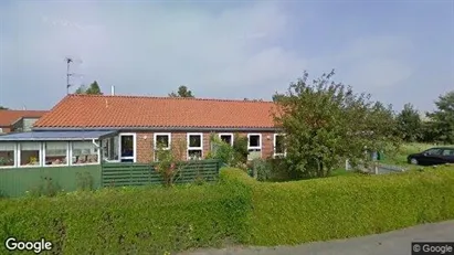 Andelsboliger til salg i Hasle - Foto fra Google Street View Andelsboliger til salg i Hasle - Foto fra Google Street View
