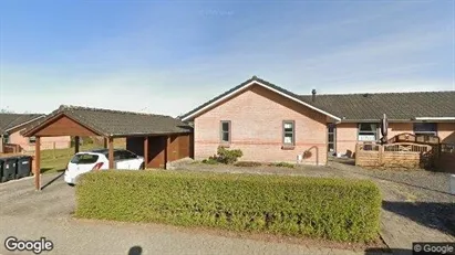 Andelsboliger til salg i Thorsø - Foto fra Google Street View Andelsboliger til salg i Thorsø - Foto fra Google Street View