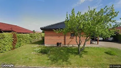 Andelsboliger til salg i Ikast - Foto fra Google Street View Andelsboliger til salg i Ikast - Foto fra Google Street View